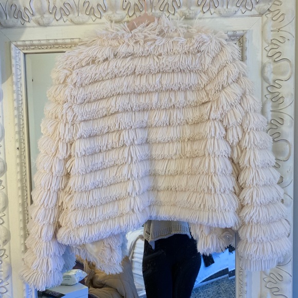 Furry cream jacket - Picture 3 of 6